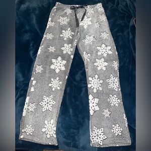Gray and White Snowflake Women's PJ pants